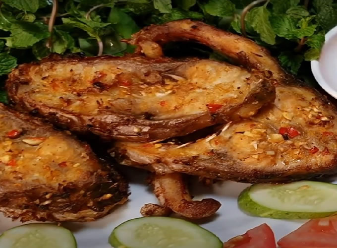 ca-chep-gion-nuong-muoi-ot-don-gian cach-lam-ca-chep-gion-nuong-ot