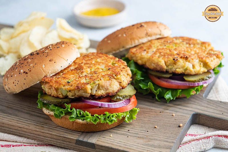 burger-ca-hoi-mem-mong-ngon-kho-cuong Cach-lam-burger-ca-hoi