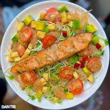 ca-hoi-ap-chao-kem-salat-rau-mam-sot-chanh-leo-thanh-mat