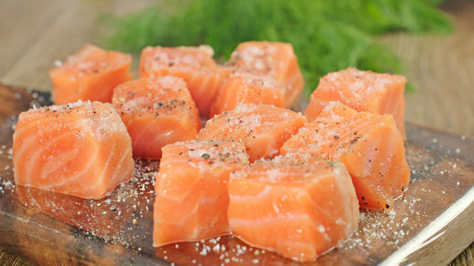 cach-lam-salat-ca-hoi-sot-sua-chua cach-lam-salat-ca-hoi-thanh-mat