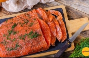 Món ăn tinh tế nhất Bắc Âu: Gravlax với ví mật ướp cá của người Viking