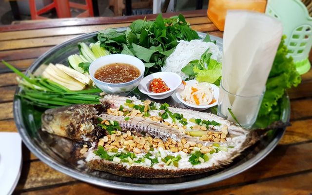 Cach-lam-ca-loc-nuong-mo-hanh-bui-beo-hap-dan