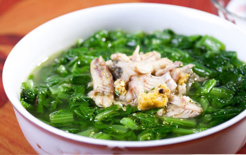 Huong-dan-lam-canh-cai-xanh-nau-ca-loc-dam-da Cach-lam-canh-cai-xanh-nau-ca-loc-giai-nhiet